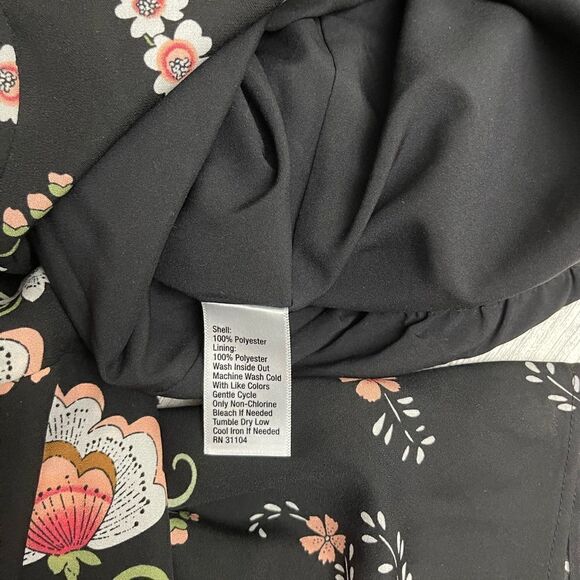 Kaari Blue Floral Shorts Romper Size 2 - Picture 7 of 7